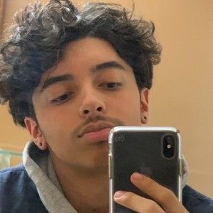 Meet your Posher, Posh